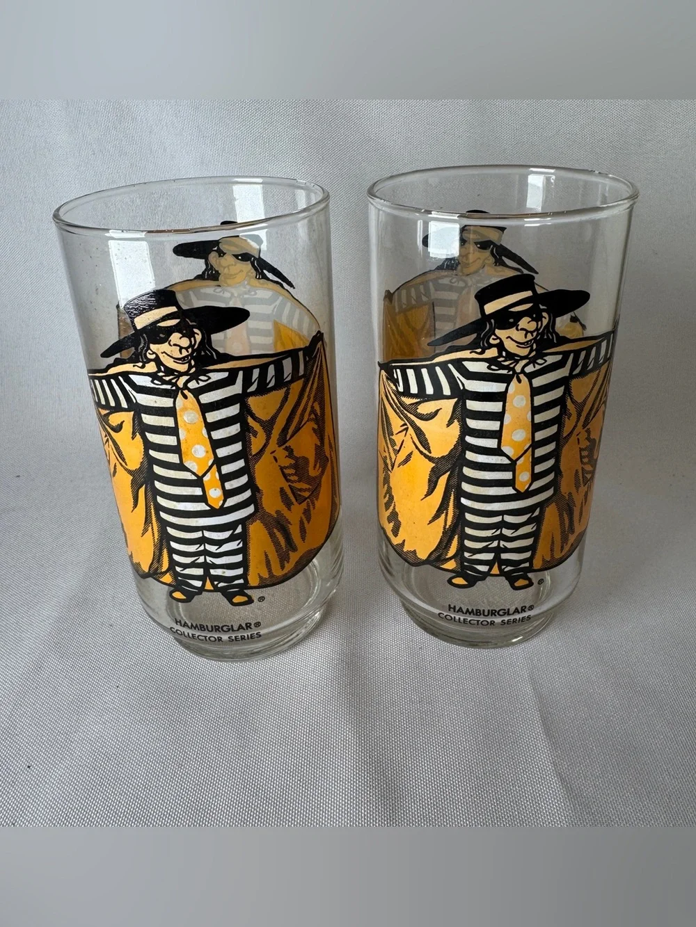Set Of 2 Vintage McDonald’s Glass Hamburglar Collector Series 1977 Promo Glass
